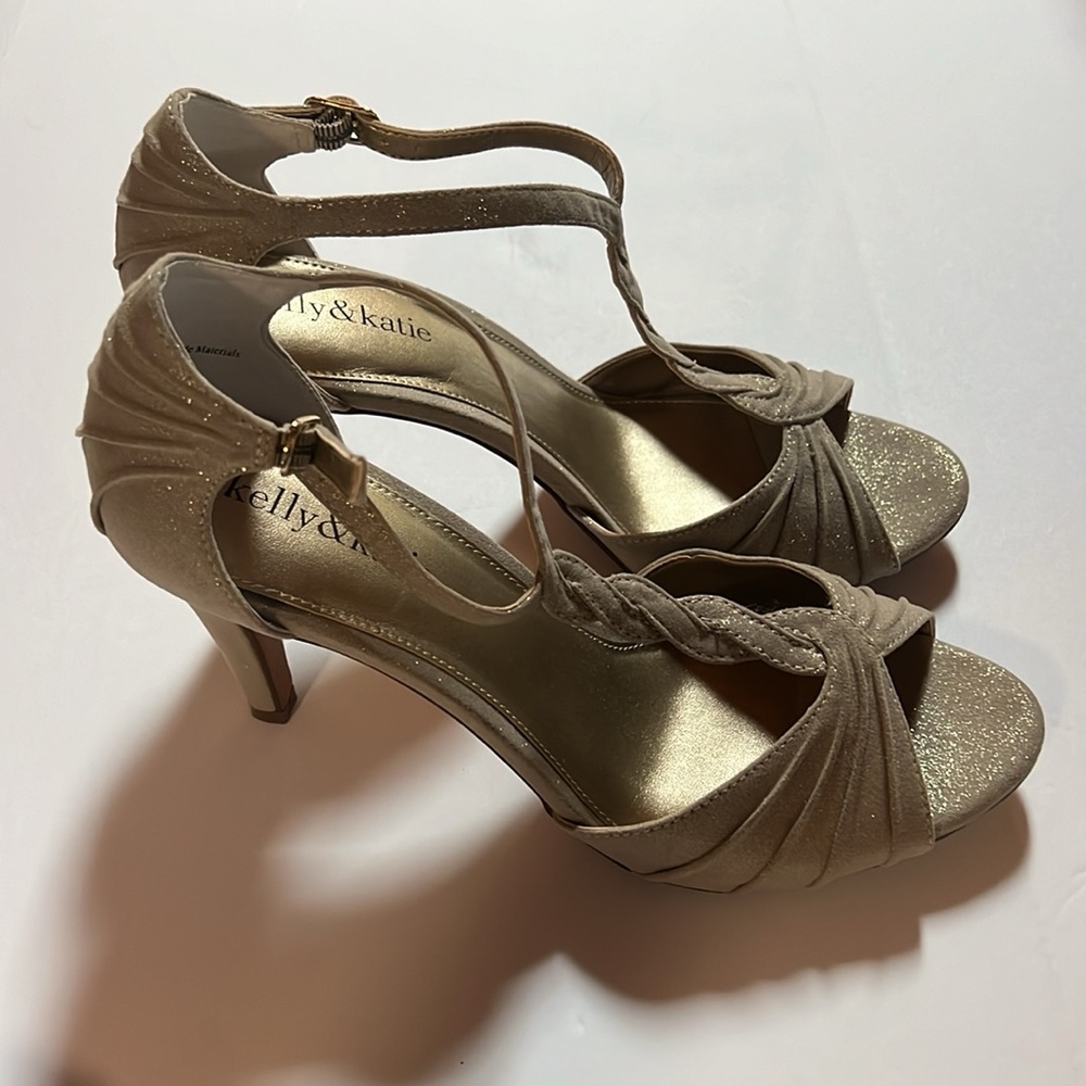 Kelly & Katie Beige Sparkle High Heels Peep Toe Dress Sandals size 9
